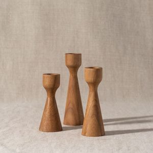 Nuevo diseño, producto único, juego de soporte de pilar de vela de madera de Acacia en 2 uds, soporte de vela, acabado transparente para decorar el hogar - Product Image 4