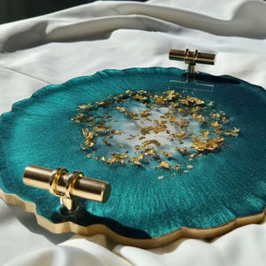 Plateau d'art en résine à motif floral fait main de haute qualité, personnalisable pour la décoration de la maison et le service de thé/café par WORLD CRAFT - Product Image 3