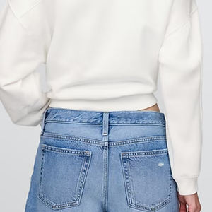 Sweat-shirt pour femme tendance à coupe courte avec manches longues et épaules tombantes pour un ajustement confortable et décontracté, design à prix avantageux - Product Image 6