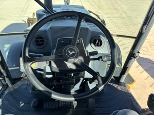 Chargeuse-pelleteuse JOHN DEERE 315SL neuve/d'occasion 2023 avec une charge nominale de 9 tonnes, une puissance de 75 kW, pompe hydraulique et roulement inclus - Product Image 6