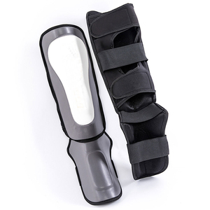 Protège-jambes en mousse durable pour kickboxing et MMA pour l'entraînement des arts martiaux et la protection des pieds Protège-tibias personnalisés - Product Image 3