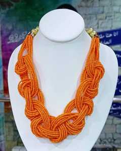 สร้อยคอผู้หญิงสไตล์วินเทจแบบสั่งทำพิเศษ ประดับด้วยลูกปัดแก้วรูปหัวใจและลูกปัดหลากสีสัน ดีไซน์หลายชั้น งานฝีมือประณีต - Product Image 3