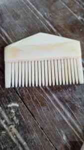 Custom Eco-Friendly Buffalo Camel Bone <b>Comb</b> Stylish Pattern Natural Hair Styling <b>Wooden</b> Crafts <b>Wooden</b> Boxes Wall Decorations - Product Image 2