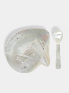 High Quality Mother of Pearl Shell Serving Dish Plate Biodegradable Eco-Friendly Luxury Coastal Decor Tableware for Restaurants - Product Image 3