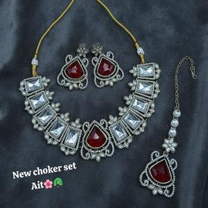 Super Traditional Ethnic <b>Gold</b> Plated Crystal & Rhinestone Kundan Choker Necklace <b>Set</b> with Earrings & Maang Tikk - Product Image 2