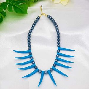 Collar de resina para mujer de alta calidad, joyería ligera y elegante, collar de resina hecho a mano para mujer - Product Image 2