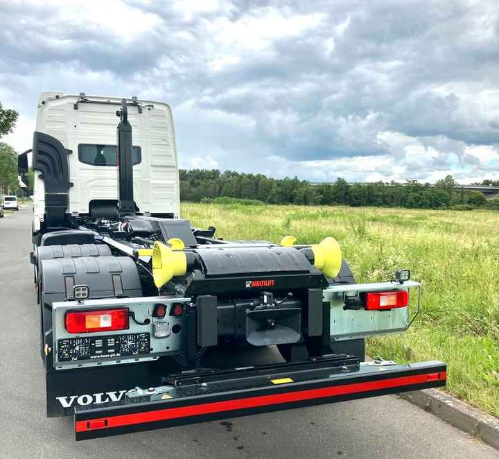 2024 VO-LVO FM 460 6X2 Diesel Fuel New/Used Automatic Transmission Type