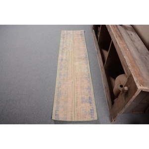 Alfombra Turca, Alfombra Vintage de 1.5x5.8 pies, Alfombra de Lana con Diseño de Plantas y Árboles Azules - Product Image 1