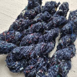 Hilo de mezclilla teñido de seda 100% de alta calidad ecológico para tejer bordado y tejido - Product Image 2