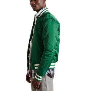 แจ็คเก็ตเบสบอลแบบมีโลโก้สั่งทำได้ ไซส์ใหญ่ ผ้าซาติน เงา ระบายอากาศได้ดี เหมาะสำหรับฤดูหนาว สำหรับผู้ชาย สไตล์ Letterman - Product Image 4