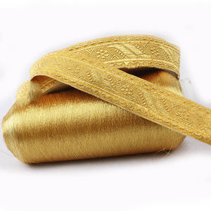 Lacets pour vêtements liturgiques, garnitures dorées, garniture pour vêtements liturgiques, dentelle en gallon - Product Image 3