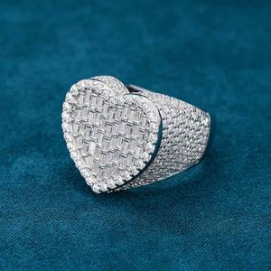 Anillo de Boda para Mujer de Plata de Ley 925 con Certificado IGI, Chapado en Oro de Lujo, Diamante VVS, Diseño de Corazón Personalizado, Anillos Modernos - Product Image 1