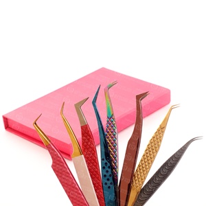 Pinzas para Extensión de Pestañas, Todos los Colores Disponibles, Marca Under Your Expert Series, Ergonómicas y Duraderas - Product Image 1