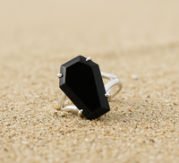 Solide 925 Sterling Silver Noir Onyx Prong Réglage Griffe Réglage Cercueil Anneau Femmes Éternité Boho Fête D'anniversaire Cadeau D'anniversaire