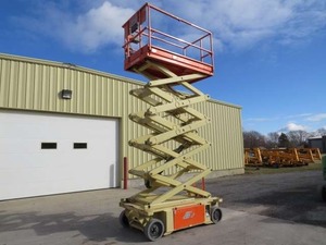 2015 3248RS Scissor Lift Reliable Construction Equipment Ready for Export - Product Image 5