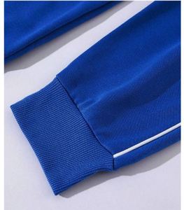 เสื้อสเวตเตอร์คอกลมสำหรับผู้ชายเสื้อสเวตเตอร์ถักแบบลำลองสีทึบกระดุมข้อมือเสื้อสเวตเชิ้ตสำหรับผู้ชาย - Product Image 4