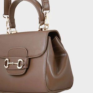 High Quality Wholesale Price Leather Bag Custom Design Logo Printed Leather Bag For Ladies Made In Pakistan - Product Image 4