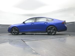 Honda Accord Hybrid Sport-L 2023, Tracción Delantera, Caja de Cambios Automática, Título Limpio, Sin Accidentes, con Bajo Kilometraje, Listo para Envío - Product Image 4