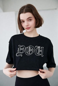 T-shirt court tendance pour femme, décontracté, mode estivale, en coton doux, coupe ajustée, style quotidien - Product Image 4