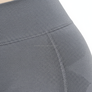 Conjunto de Yoga de 2 Piezas para Mujer, Personalizado OEM, Sin Costuras, Corte Láser, Top Corto de Manga Larga y Leggings de Cintura Alta, Ropa Deportiva para Gimnasio - Product Image 5