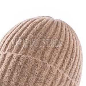 OEM Concevez votre propre bonnet à vendre 2024 Logo personnalisé femmes hiver vêtements de course bonnet chapeaux - Product Image 6
