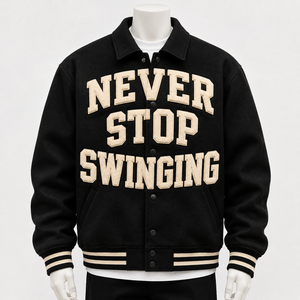 Chaqueta Varsity Negra para Hombre KP International con Parches Bordados, Estilo Preppy, Corte Regular, para Otoño - Product Image 4