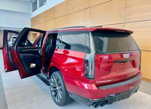 CADILLAC ESCALADE V-SERIES 2025, Bien Cuidado y Limpio - Product Image 6