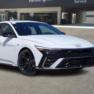 Elantra Aspire FWD usado cuidadosamente con asientos de cuero ACC Control de crucero - Product Image 1