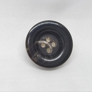 Botón Natural de Cuerno de Búfalo al por Mayor, Acabado en Blanco para Accesorios de Ropa, Alta Calidad - Product Image 1