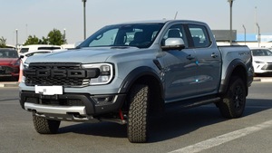 Nuevo/Usado 2025 FORD RANGER RAPTOR GRIS 5.0-6L V8 Turbo Gasolina AUTOMÁTICO Faros LED Asientos de Cuero Oscuro Neumáticos R17 Euro VI - Product Image 4