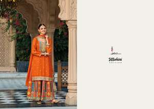 Costume de palazzo avec chinon lourd et travail de broderie complexe idéal pour les mariages, les événements culturels et les occasions festives - Product Image 3