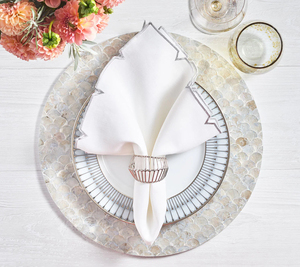 Sous-plat rond luxueux en coquillages de capiz, incrustation de nacre, pour hôtel, restaurant, assiettes de présentation en nacre, fabriqué au Vietnam - Product Image 3