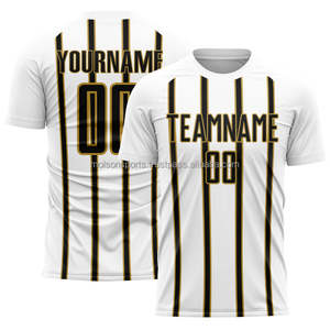Vente en gros d'uniformes de football légers à séchage rapide pour hommes Nom et conception de l'équipe personnalisés Technologie de coupe automatisée - Product Image 5