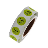Autocollant NFC anti-métal personnalisé HF avec puce NTAG213, protocole ISO14443A, taille personnalisée pour le partage de liens et les codes QR