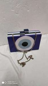 Pochette de soirée pour femme personnalisable, dernier design, rouge et noir, résine élégante, style ange - Product Image 3