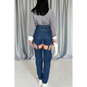 Jeans de Dos Piezas con Tirantes Azules - Azul - Product Image 4