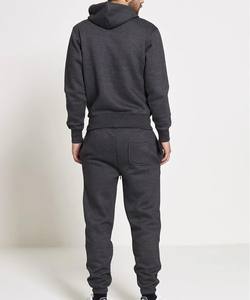 Nuevo chándal de manga larga para hombre en patrón sólido teñido liso para invierno en diferentes tamaños con cremallera completa color gris - Product Image 3