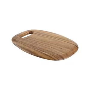 Tabla de cortar de madera de alta calidad, forma personalizada, madera maciza resistente, superficie amigable para verduras, carne y cocina diaria. - Product Image 3