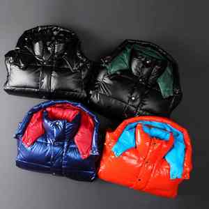 2025 nueva moda abajo pluma brillante burbuja hombres chaqueta acolchada con capucha hombres invierno brillante chaqueta sólida chaquetas acolchadas - Product Image 2