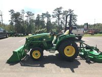 Tracteur John Deere 25hp 3025D d'occasion de 2022 pour une utilisation polyvalente disponible