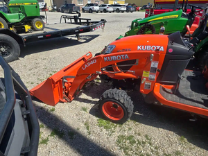 Tractor Kubota BX25D usado con cargador frontal y caja para césped, listo para envío, precio económico, en stock. - Product Image 4