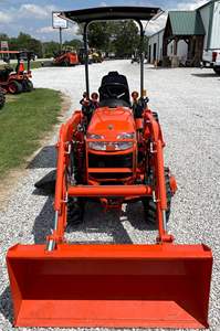 Tractor Kubota B2320 Original, Motor de 23 HP, Caja de Cambios, Bomba y Motor, Cortadora de Césped, Cargador Frontal, 200 Horas, 725 kg, en Venta - Product Image 5