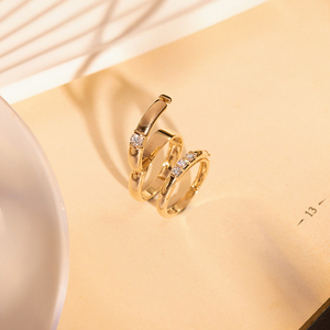 แหวนเพชรเอเมเลียทองคำ 18K สีเหลือง ดีไซน์หรูหรา สำหรับผู้หญิง เหมาะสำหรับเป็นของขวัญในโอกาสหมั้น แต่งงาน หรือวันครบรอบ แหวนเครื่องประดับคุณภาพ - Product Image 3