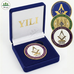 Moneda Conmemorativa de Estilo Masónico con Logotipo Personalizado al por Mayor, de Aleación de Zinc, con Caja de Presentación de Terciopelo Azul/Negro - Product Image 1