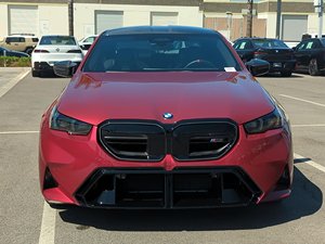 BMW M5 2025 Usado en Buen Estado, Motor V8 4.4L Twin Turbo Gasolina/Eléctrico, Tracción en las Cuatro Ruedas - Product Image 2