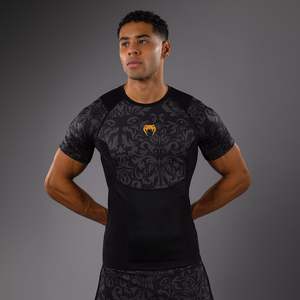 Rashguard avec protection UV pour sports de plein air - Product Image 1