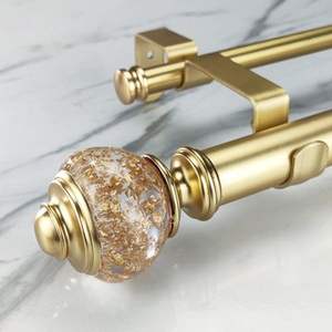 Soporte de cortina de acrílico de tamaño personalizado para casas de diseño moderno que ofrece un fuerte soporte y un elegante escaparate - Product Image 6