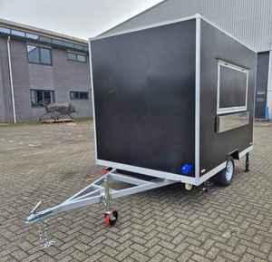 Remorque alimentaire mobile personnalisable avec barre de remorquage, camion de restauration noir, remorque de transport pour service de collations et boissons - Product Image 3