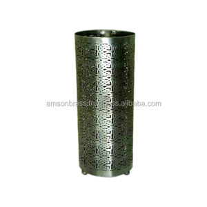 Acabados de cobre Diseño perforado punteado Portavelas votivo Diseño clásico Portavelas Metal de alta calidad - Product Image 6