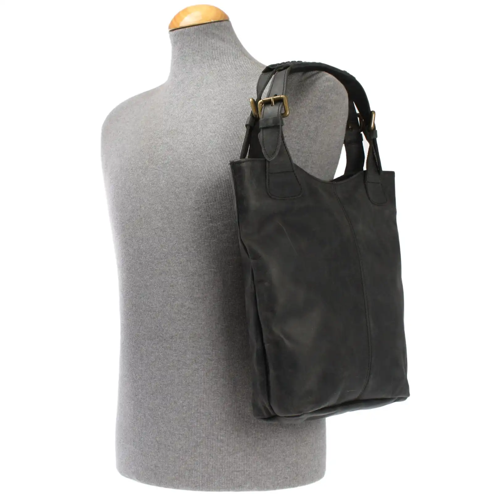 Yüksek kaliteli gri deriden hazırlanmış olan bu PREMIUM kadin çantası, arkada ve içeride fermuarlı bölmelere sahiptir.